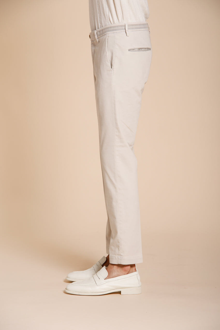 Torino City pantalón chino hombre en tricotina fina de algodón y lyocell slim fit