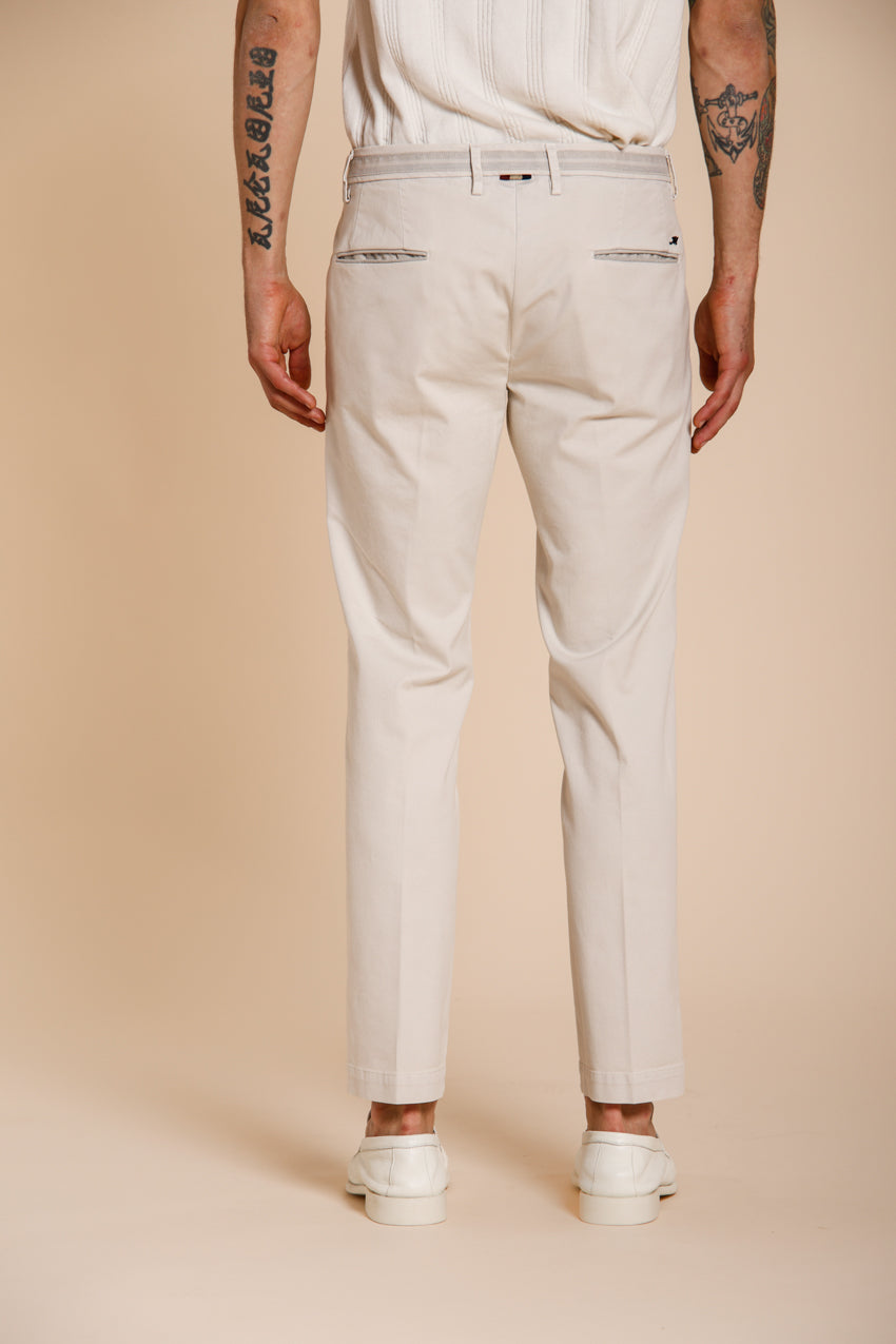 Torino City pantalón chino hombre en tricotina fina de algodón y lyocell slim fit