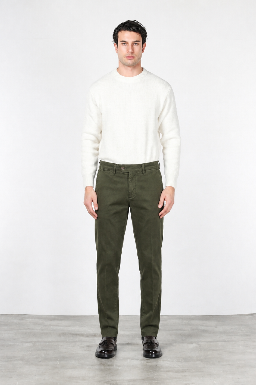 Square Work men’s chino pants in stretch bull with relaxed fit
