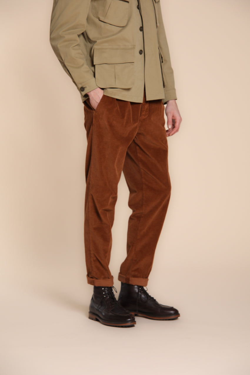 Foto 3 Foto 2 Boston 2 Pinces pantalone chino uomo in velluto 500 righe relaxed fit