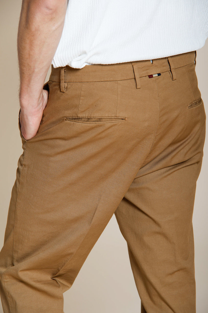 Boston pantalón chino hombre en cavallery stretch relaxed fit