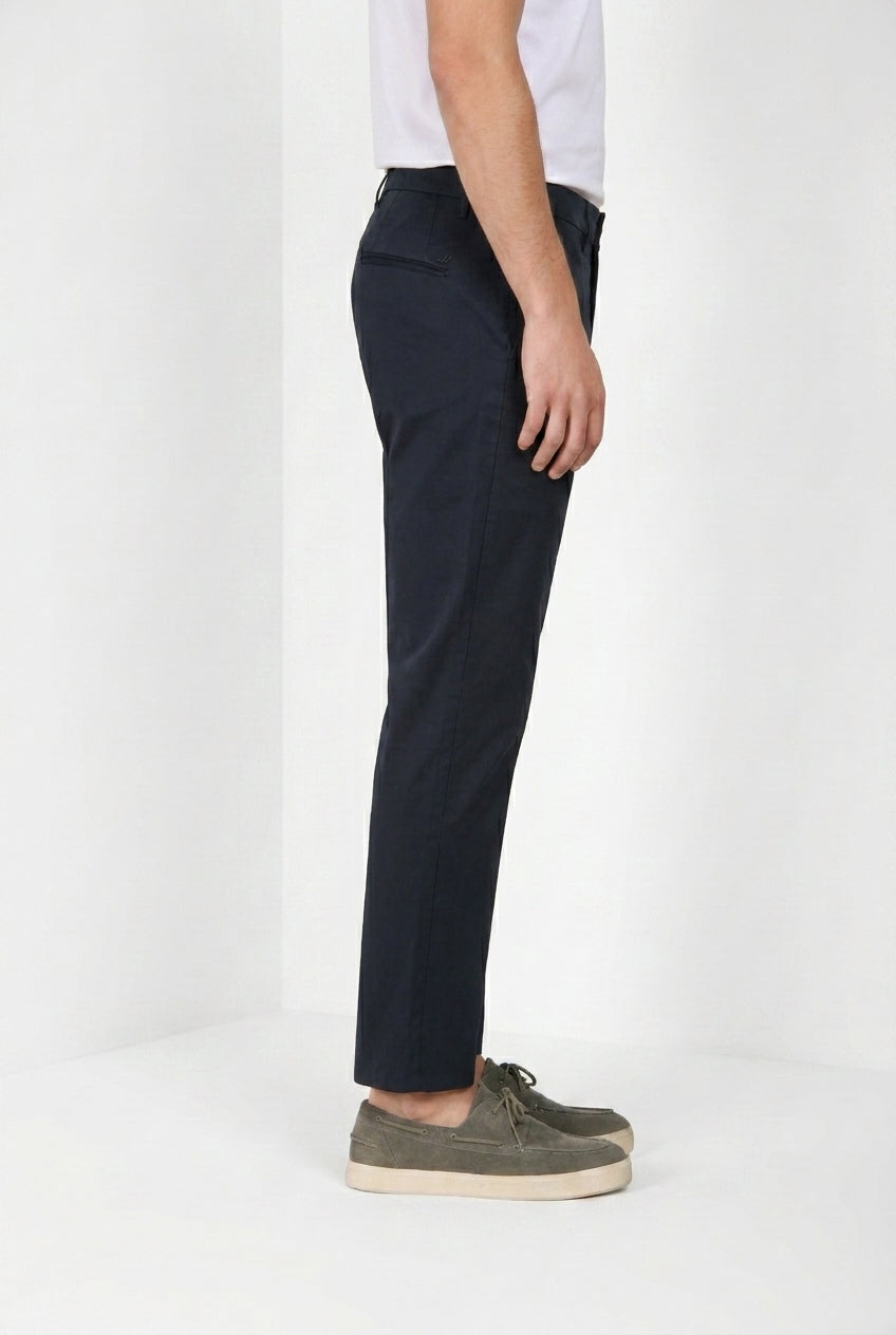 Boston pantalón chino hombre en twill ligero stretch relaxed fit
