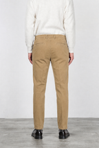 Madison men’s chino pants in stretch bull with carrot fit
