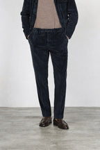Paris pantalón chino de hombre en terciopelo de pana ancha carrot fit