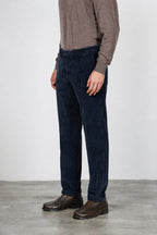Paris pantalón chino de hombre en terciopelo de pana ancha carrot fit