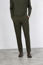 Paris men’s chino pants in cotton and wool gabardine with carrot fit