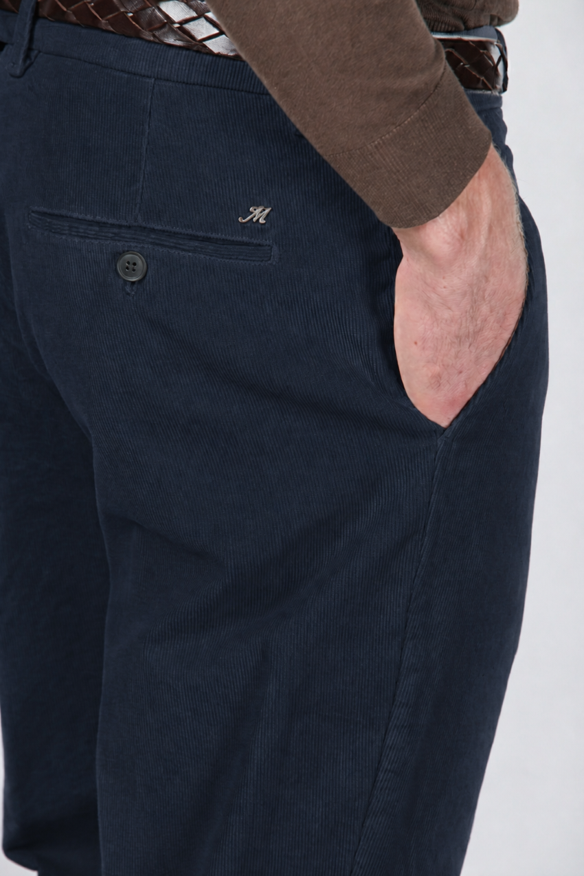 Paris Herren-Chinohose aus Cord mit 1000 Rippen Stretch Carrot Fit ①