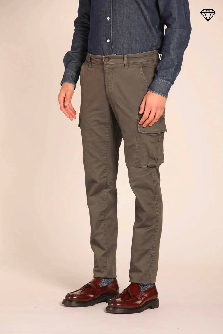 Chile pantalón cargo hombre en gabardina ajuste extra slim