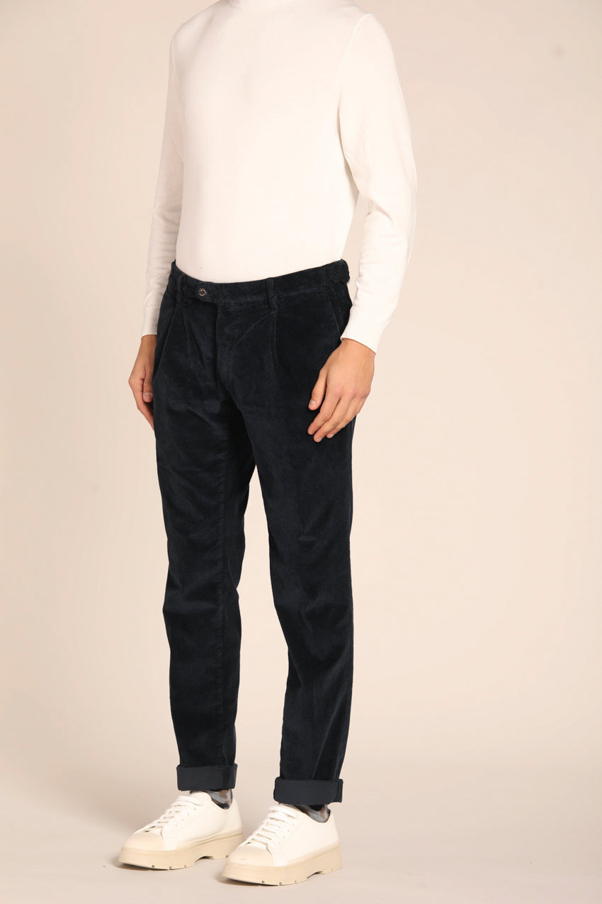 Immagine 3 di Genova Style pantalone chino uomo in velluto 500 righe regular fit