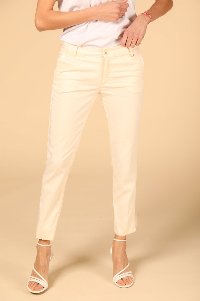 Image 1 of Women's Capri Chino Pants, Jacqueline Curvie Model, in Pastel Pink, Curvy Fit by Mason's