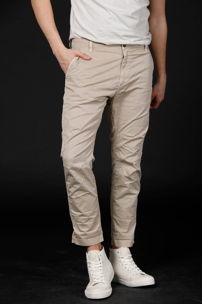 John man chino pants in stretch cotton Logo edition carrot fit ① - Mason's US