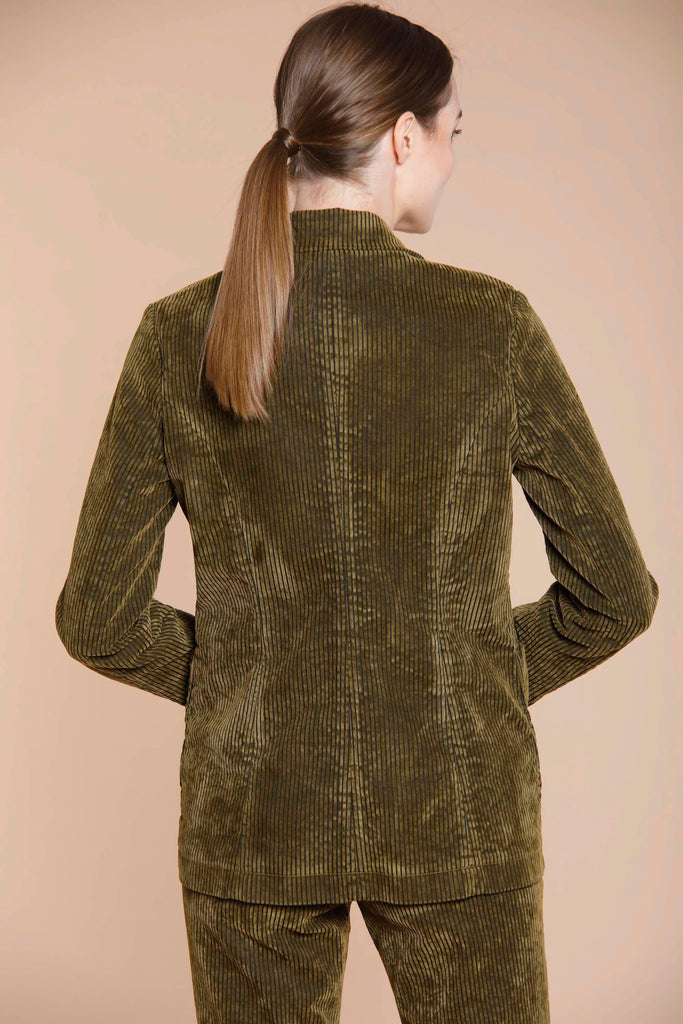Image 5 of a green corduroy women's blazer Theresa model by Mason's