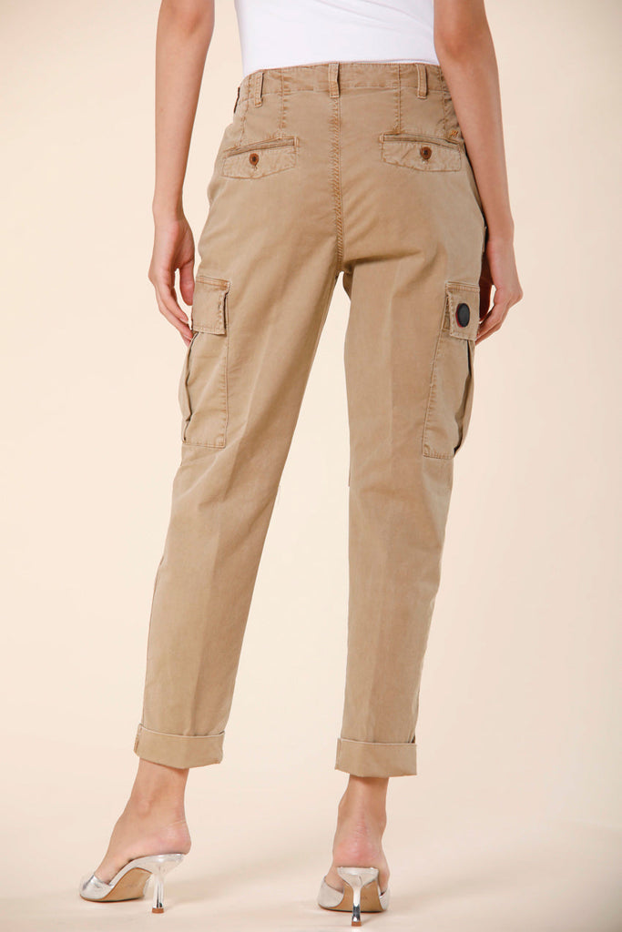 Image 3 of women's cargo pants in biscuit colored cotton twill icon washes Judy Archivio W model by Mason's