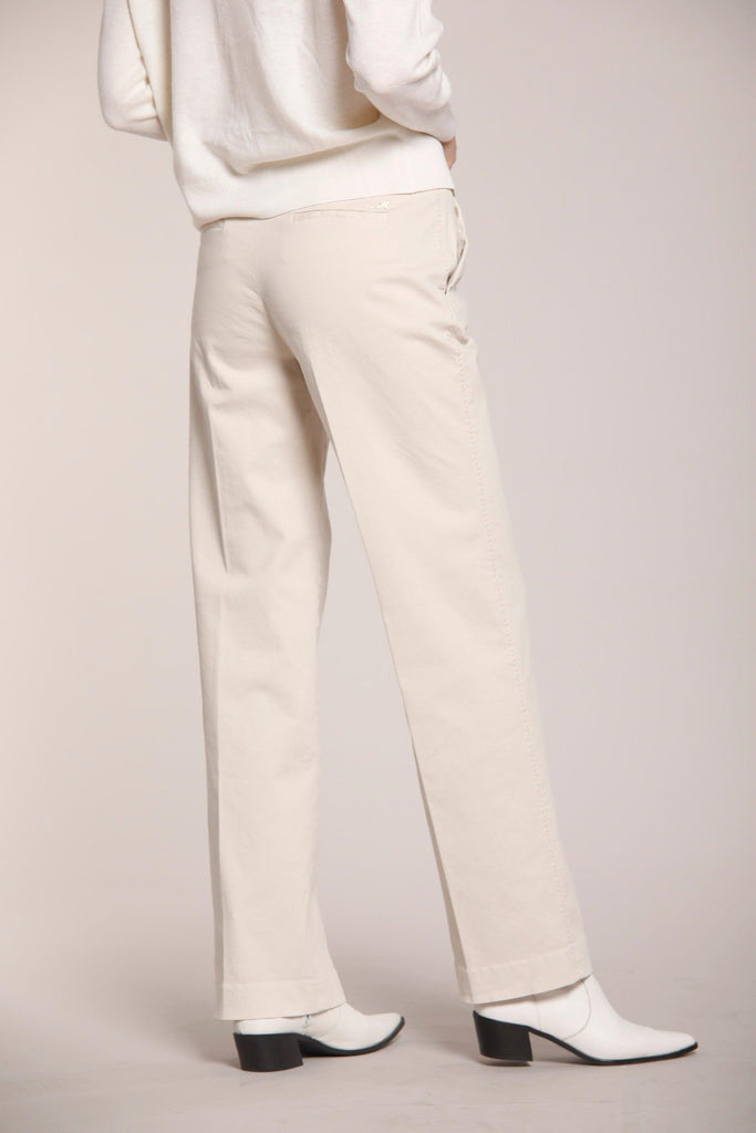 Image 5 of women's chino pants in ice-colored satin New York Straight model by Mason's