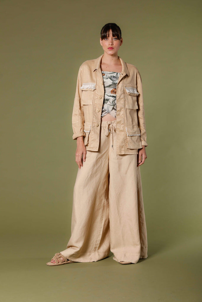 Image 2 of women's chino pants in dark khaki colored linen and tencel Portofino model by Mason's