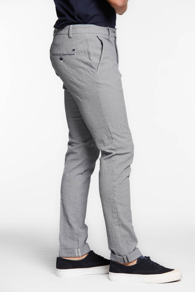 Milano Style man chino pants in seersucker cotton extra slim