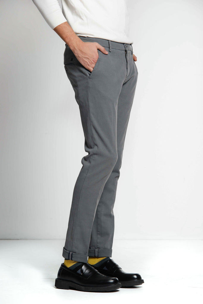 Milano Style man chino pants in cotton extra slim ① - Mason's US