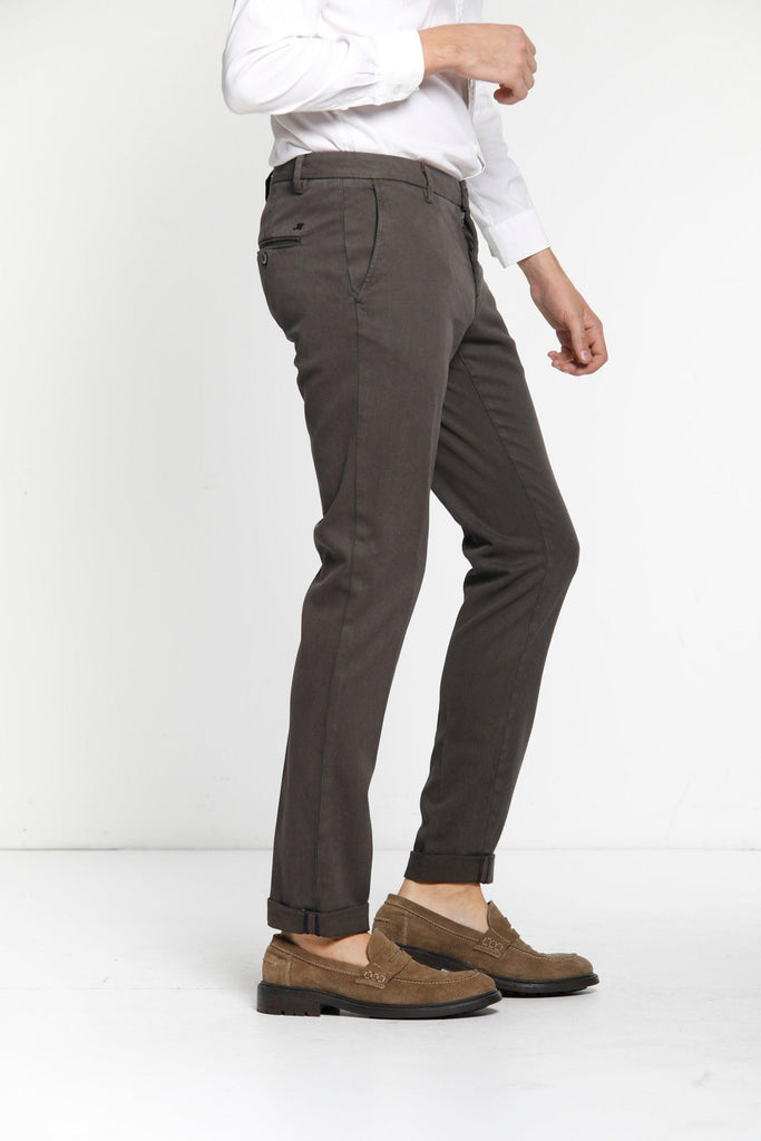 Milano Style man chino pant in gabardine and cotton modal stretch extra slim ①