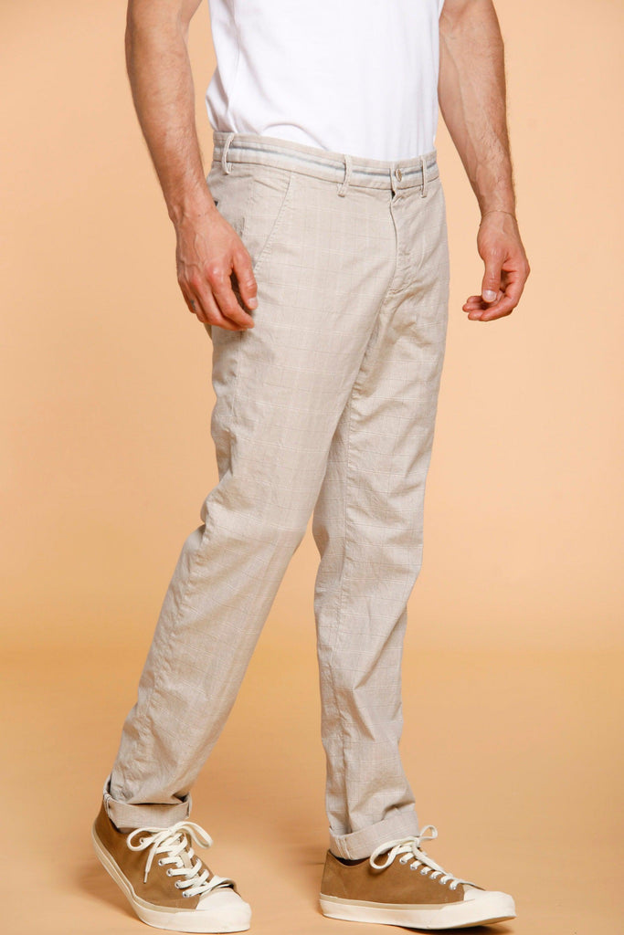 Torino Elegance man chino pants in cotton with wales pattern slim - Mason's US