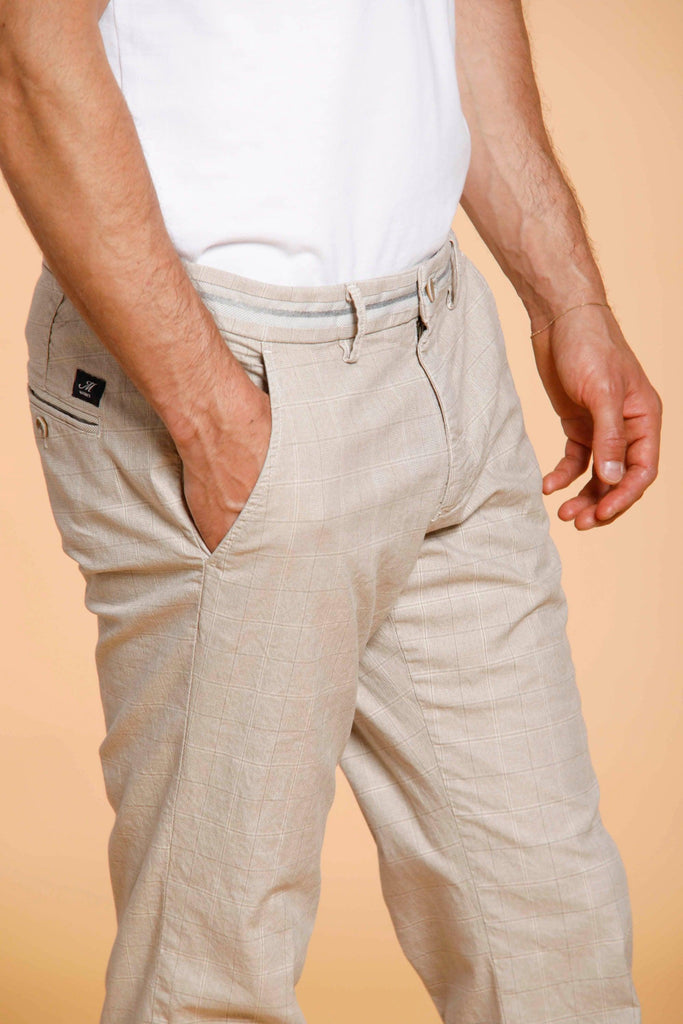 Torino Elegance man chino pants in cotton with wales pattern slim - Mason's US