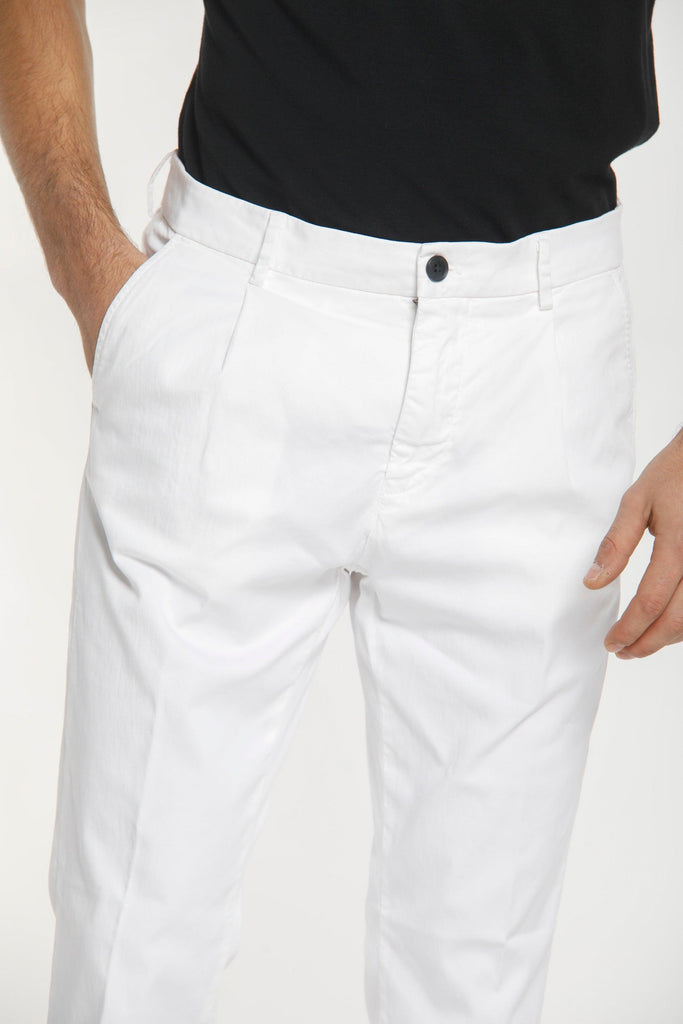 Osaka 1 Pinces man chino pants in cotton and tencel carrot fit - Mason's US