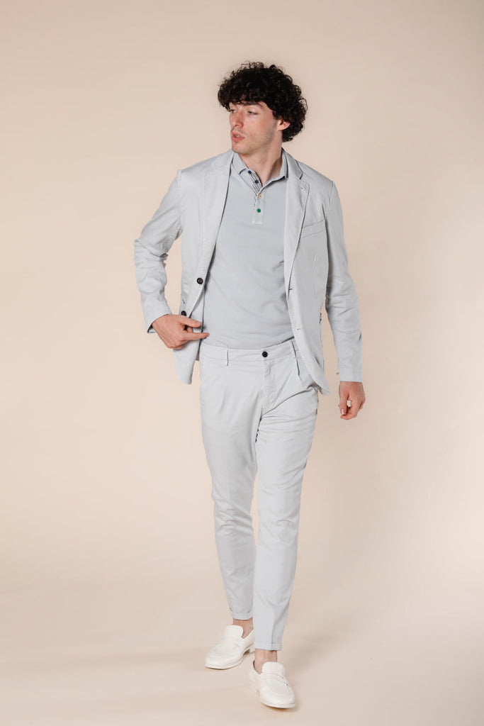 Image 2 of men's chino pants in light gray cotton and tencel twill Osaka 1 Pinces model by Mason's