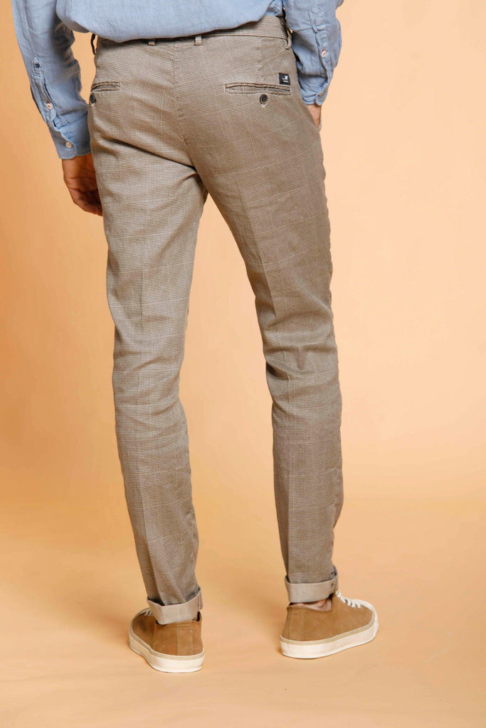 Torino Style man chino pants in linen and cotton with micro wales pattern slim - Mason's US