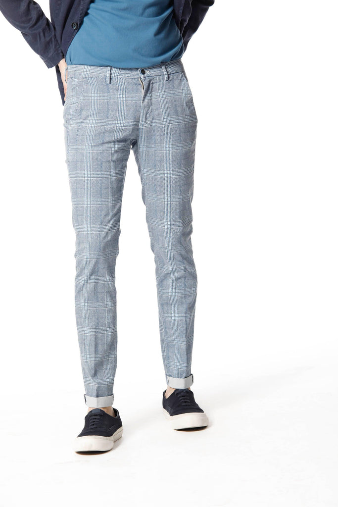 Torino Style man chino pants in cotton and tencel with wales pattern slim