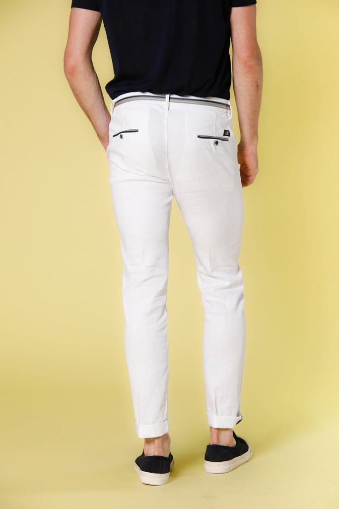 Image 4 of men's linen and white cotton chino pants with ribbon Torino Oxford model by Mason's