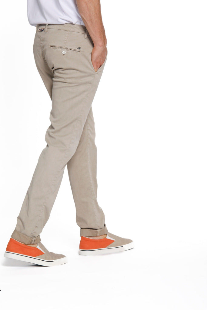 Torino Summer Color man chino pants in cotton and tencel slim - Mason's US