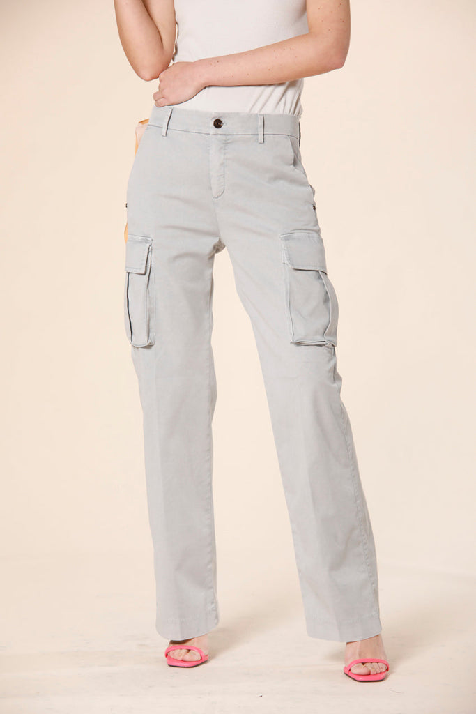 Immagine 1 di pantalone cargo donna in gabardina color ghiaccio modello Victoria di Mason's